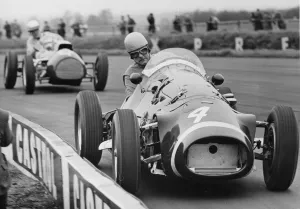 British Racing Cars Drucke: 1952 Connaught driven by Horton. Creator: Unknown