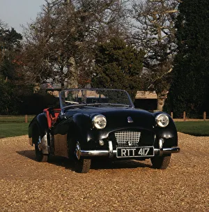 Classic Car Transport Drucke: 1954 Triumph TR2. Creator: Unknown