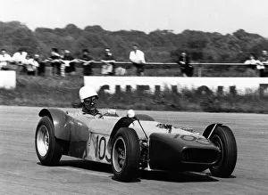 British Classic Car Racing Drucke: 1963 U2, Mallock at Silverstone. Creator: Unknown