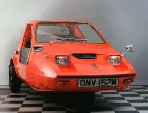 British Classic Cars Drucke: 1973 Bond Bug. Creator: Unknown