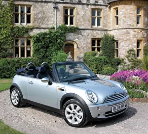 Classic Car Transport Drucke: 2004 Mini Cooper Convertible