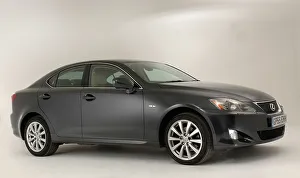 Studio Shot Of A Car Drucke: 2005 Lexus IS 220d