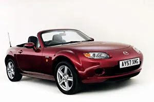 Studio Shot Of A Car Drucke: 2007 Mazda MX5