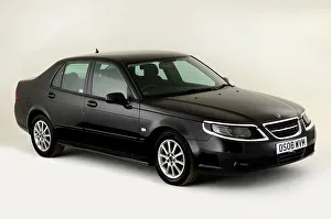 Studio Shot Of A Car Drucke: 2008 Saab 95