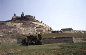 Mesoamerican Pyramids Drucke: 2684148