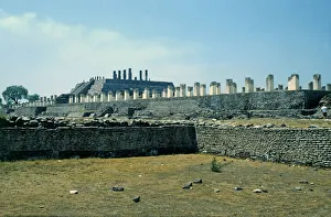 Ancient Ruins Landscape Drucke: 2684350