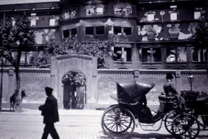 Vintage City Street Scene Drucke: 2684554