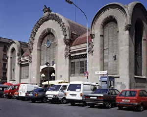 Ornate Building Facade Drucke: 2686289