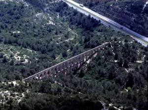 2686642