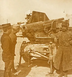 French Military Equipment Drucke: 75 automatic anti-aircraft gun, c1914-c1918