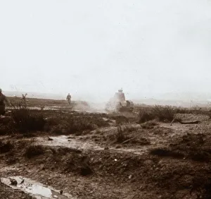 World War I Tanks Drucke: Advancing with tanks, c1914-c1918