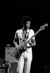 Alphonsos Johnson aus London im Jahr 1976 Künstler: Brian OConnor
