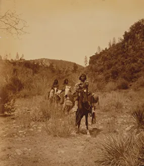 Sepia Toned Images Drucke: Apache land, c1903. Creator: Edward Sheriff Curtis