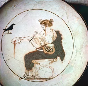 Aphrodite bietet ein Opfer zum Rabe darstellendes Kylix aus dem 5. Jahrhundert v. Chr.,