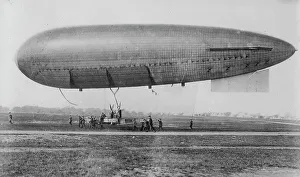 Black And White Press Photography Drucke: Army Airship, Beta II, between c1910 and c1915. Creator: Bain News Service