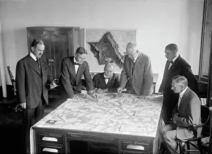 Heersspiel - Maj.-Lt., Dr., Edw.D.Aultmann, Maj.-Lt., JohnA.Shipton,MajorL.Wahl,Maj.-Col.GeorgeH....1917.Kreier:Harris & Ewing.Heersspiel - Maj.-Lt., Dr. ,Edw.D.Aultman;Maj-Lt.John A.Shipton; Major L.Wahl ; Col George H... 1917