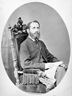 Arthur Schuster, sitzend, nach links gerichtet, etwa 38 Jahre alt, c1888. Ersteller: L Suscipj
