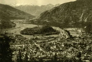 Aerial View Of Austria Drucke: Bad Ischl, Upper Austria, c1935. Creator: Unknown