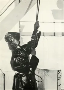 Cecil Beaton Photography Drucke: Balloon Operator, c1943. Creator: Cecil Beaton