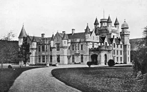 Balmoreal Schloss, Skottland, um 1920. Künstler: Valentine und Söhne