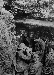 World War I Casualties Drucke: Bandaging wounded, between c1915 and c1920. Creator: Bain News Service