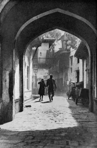 Drucke von Der Bazar von Lucknow in Indien um 1930er Jahre. Ein Druck aus 'Länder der Welt', bearbeitet von JA Hammerton, Band IV: Die Fleetway-Haus-Verlagung, Ende der 1930er Jahre Lucknow Drucke: Der Bazar von Lucknow in Indien 1930er Jahre