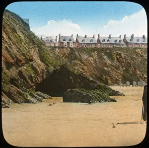 Strand und Klippen in Newquay im Kornwall aus dem späten 19. oder frühen 20. Jahrhundert von der Kirche-Kampf-Lantern-Abteilung, Maler