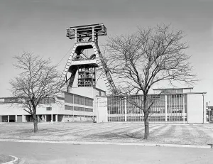 Die große A, Bergwerk Hem Heath Colliery ,Trentham ,Staffordshire , 1960 . Künstler : Michael Walters