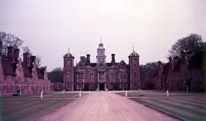 Drucke von Blickling Hall in Norfolk, um 1955. Ein Jacobean-Mansion erbaut für Sir Henry Hobart von 1616 und vom Architekten Robert Lyminge entworfen Jacobeanische Architektur Drucke: Blickling Hall, Norfolk, um 1955