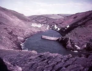 Arthur Charles Kirby Ware Images Drucke: Boscastle harbour, Cornwall, c1955. Creator: Arthur Charles Kirby Ware