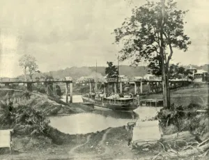 Federated Australia Photos Drucke: A Bridge at Lismore, 1901. Creator: Unknown