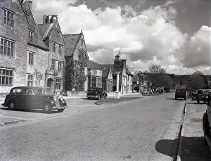 Broadway Worcestershire Drucke: Broadway, Worcestershire, c1955. Creator: Arthur Charles Kirby Ware