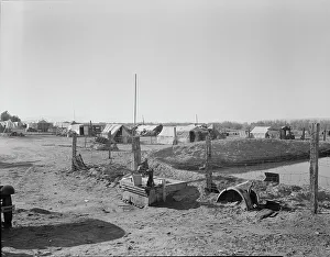 Farm Security Administration FSA Drucke: Camp of migratory workers, Imperial County, California, 1937. Creator: Dorothea Lange