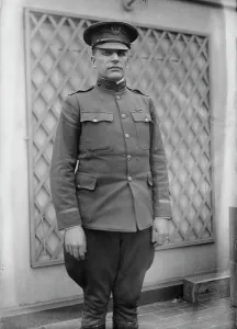 Black And White Military Portraits Drucke: Capt. Leroy Pearson, between c1915 and c1920. Creator: Bain News Service
