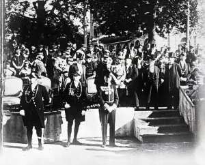 B And W Historical Images Drucke: Ceremony with dignitaries and officials, c1914-c1918
