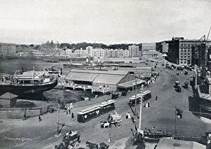 Sydney Harbour Drucke: Circular Quay, c1900. Creator: Unknown