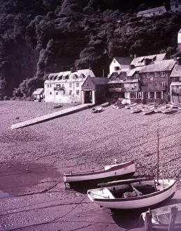 Devon Coastline Drucke: Clovelly Harbour, Devon, c1955. Creator: Arthur Charles Kirby Ware