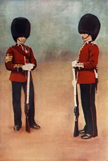 Farb-Sergeant und Private, die Scots Guards, 1900. Ersteller: Gregory and Co