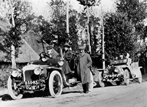 National Motor Museum Photos Drucke: A comparative trial between a Daimler and Rolls Royce Silver Ghost, c1909