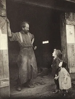 Old Fashioned Clothing Styles Drucke: A crack with the blacksmith, c1900