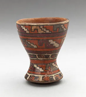 Becher mit Reihen geometrischer, weichstoffähnlicher Muster, um 180 v. Chr./ n. Chr., Jahrhundert 500; Künstler unbekannt