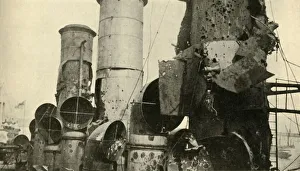 Zeebrugge Raid 1918 Drucke: Damage to HMS Vindictive, First World War, 1918, (c1920). Creator: Unknown
