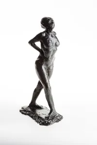 Bronze Figurative Art Drucke: Dancer at Rest, Hands behind her Back, Right Leg Forward, cast 1920. Creator: Edgar Degas