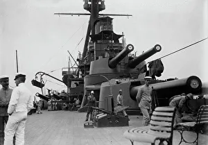 Maritime Warfare History Drucke: Deck on MINAS GERAES, between c1910 and c1915. Creator: Bain News Service