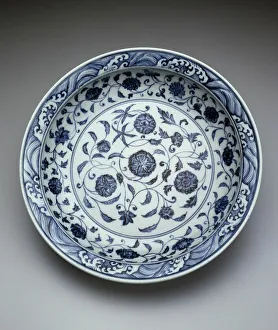 Tisch mit sich bewegenden Blumen und brachem Wellen, Qing-Dynastie (1368-1644)