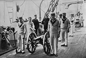 Victorian Era Military Personnel Drucke: Drill with a light gun on board HMS Camperdown, 1895. Artist: Gregory & Co