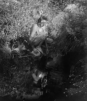 Edward Curtis Images Drucke: The drink, c1905. Creator: Edward Sheriff Curtis