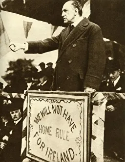 Drucke von Edward Carson hält eine Rede, 1912, (1935). Sir Edward Carson war der mächtige Führer der Ulstermänner, die kein separates Regierungssystem wollten Politik Drucke: Edward Carson hält eine Rede, 1912, (1935). Ersteller: Unbekannt.