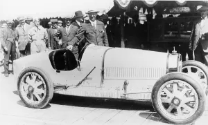 Classic Motorcar Photography Drucke: Ettore Bugatti