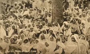 British Colonial India Images Drucke: The Fair Maids of Sippi, Simla, c1918-c1939. Creator: Unknown